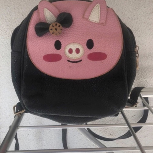 Piglet backpack bag like new, small, leatherette