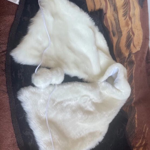 Synthetic fur shawl new, white