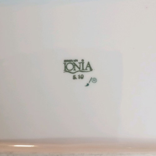 Ionia Porcelain Cigar Ashtray like new, 18cm x 15cm