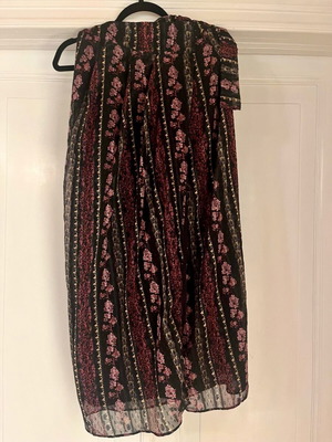 Vassia Kostara wrap skirt like new, one size, worn once