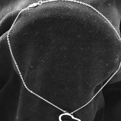 Swarovski heart-shaped pendant used with chain