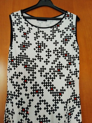 Sleeveless dress like new, black and white with red details, cotton