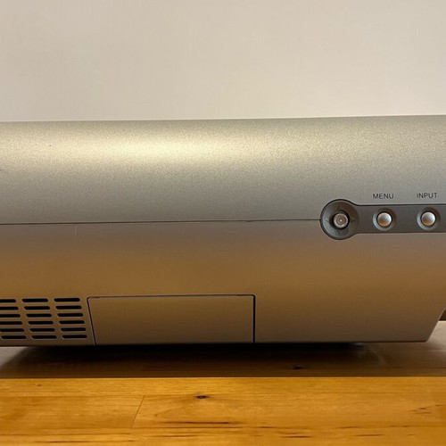 Sony Vpl-hs60 projector like new with HDMI input