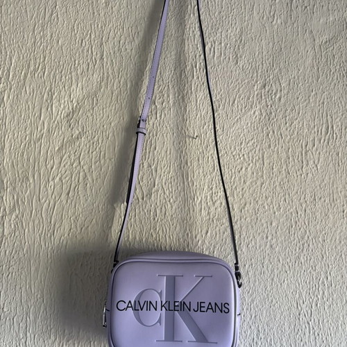 Calvin Klein lilac crossbody bag like new