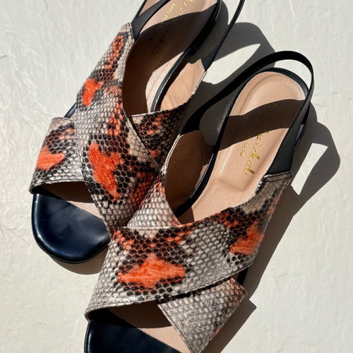 Perlapura leather sandals like new, black, size 40
