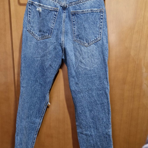Pull & Bear jeans with rips like new, size XS, blue