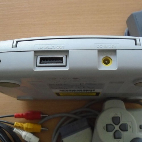 Sony PlayStation ONE SCPH-102 PAL like new with Pandemonium Platinum game