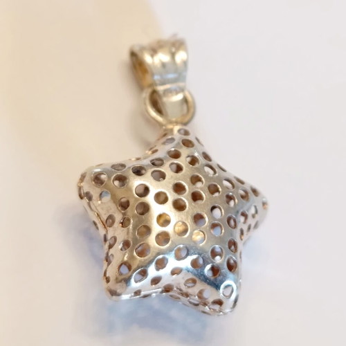 925 Silver Star Motif Pendant like new
