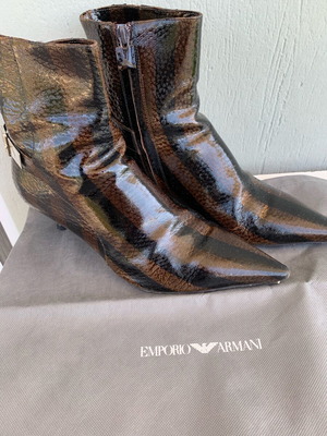 Emporio Armani ankle boots used, animal print patent leather size 38