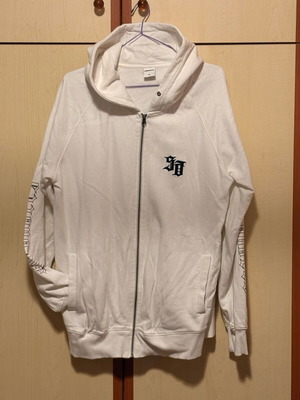 Sneakaces hoodie jacket with hood, size XL, like new, white