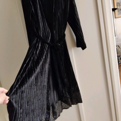 Benetton dress black velvet new, size L