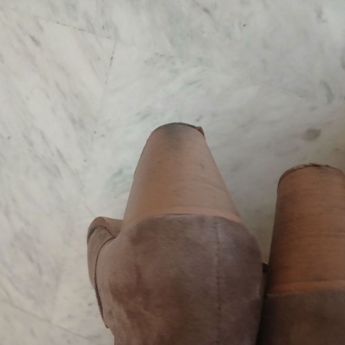 Boots used with low heel, size 38, beige suede
