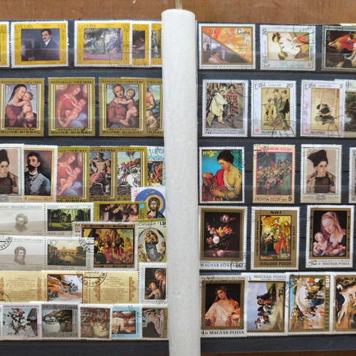 Art Stamp Album like new, A4 16 pages, approx. 500 stamps