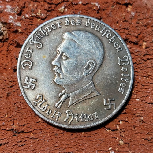 Der Fuhrer Adolf Hitler Coin used, Third Reich