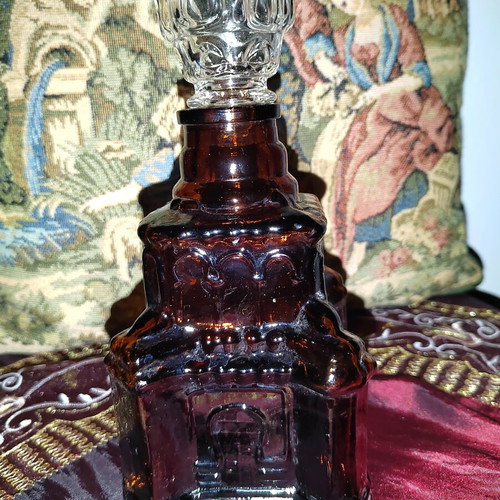 Vintage Collectible Decanter Cathedral Design Amber Glass like new