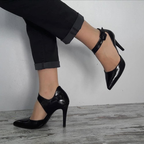 Patent leather pumps with side tie new, black, size 40