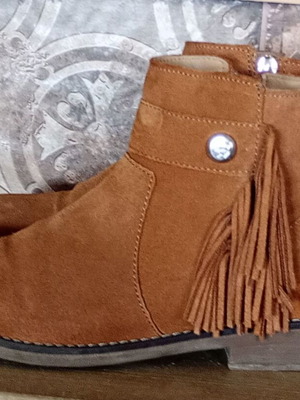 Mayoral leather suede boots for girl like new, size 37