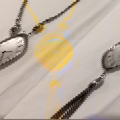 Vintage γυναικείο ρολόι λαιμού κουρδιστό σαν καινούργιο με κασετίνα