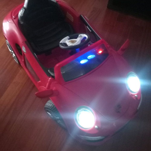 Electric 12V Porsche kids car like new