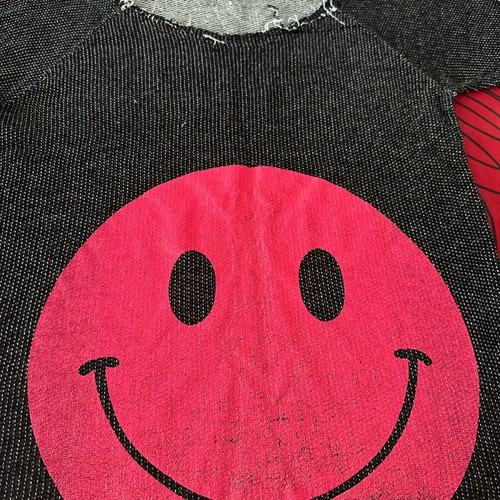 No Stress blouse with smiley, like new, unisex M-L