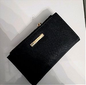 Μαυρο πορτοφόλι με πολλές θηκες