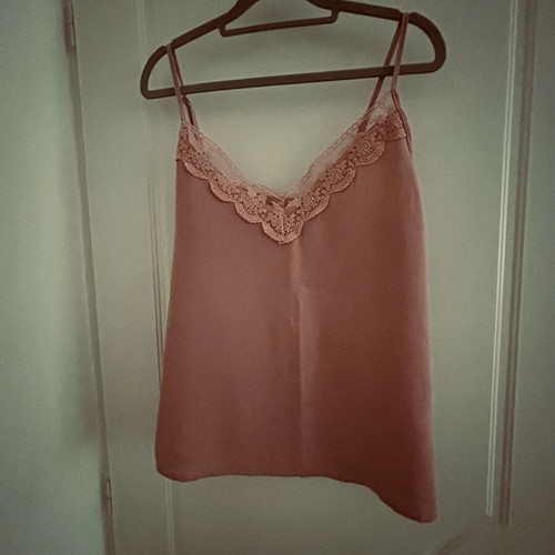 Women's lingerie top pink like new with lace neckline