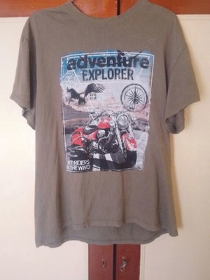 Khaki T-shirt with "Adventure Explorer" print