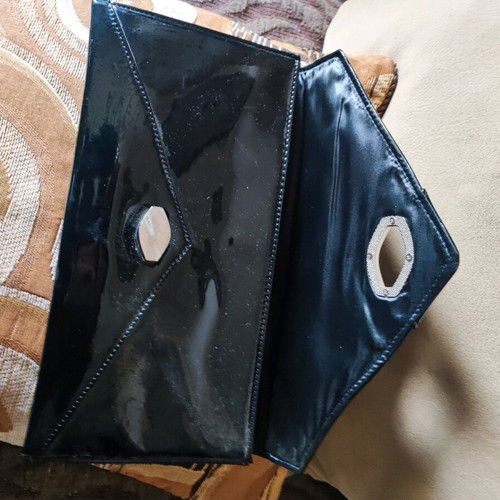 Envelope bag patent leather like new, black handheld