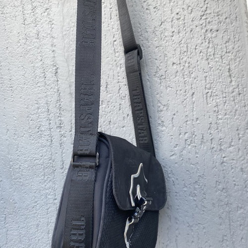 Trapstar bag used, black
