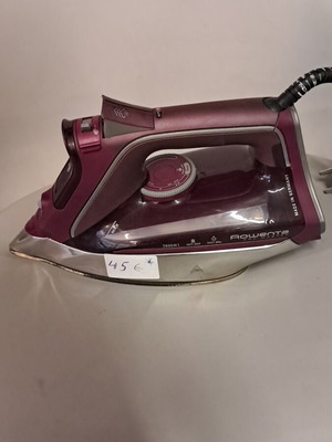 Rowenta Pro Master 2800 watt steam iron used