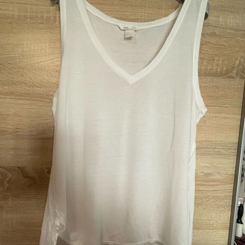 H&M white t-shirt size S like new