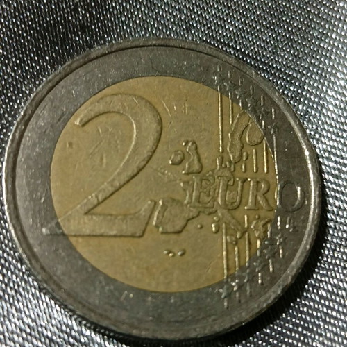French 2 euro coin used, 2000 minting with errors