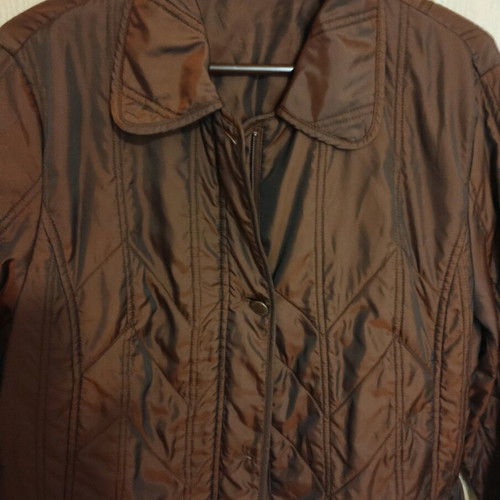 Seasonal thin jacket like new, burgundy color 4XL