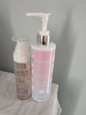 Body mist and body cream set used