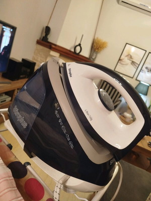 Stiroplus ironing system used with 6.8 bar steam pressure