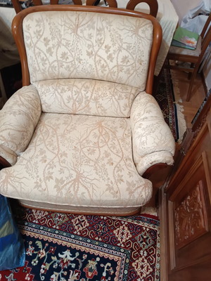 Living room set with three-seat sofa, two large armchairs and two small chairs used