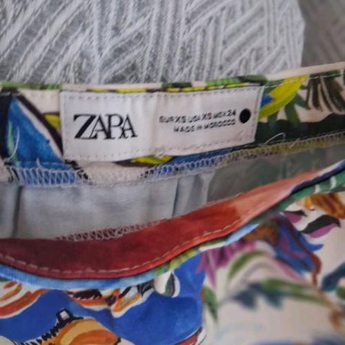 Φούστα Zara σαν καινούργιο, πολύχρωμη, από καραβόπανο