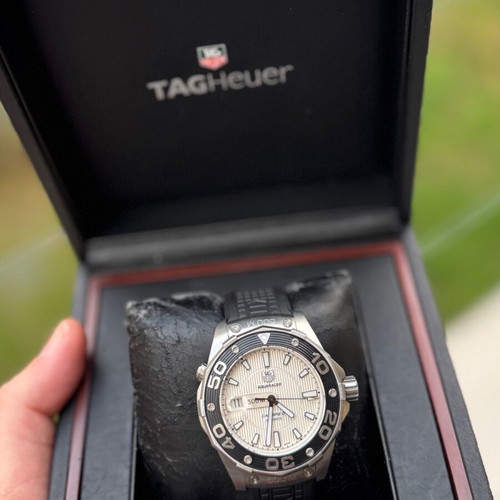 Tag Heuer Aquaracer Calibre 5 like new with rubber strap