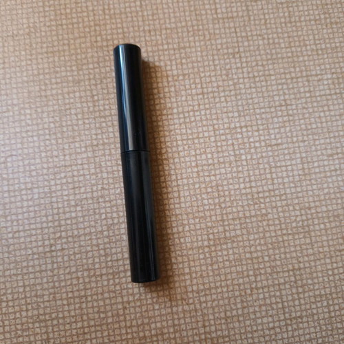 Cleaning pen for headphones and case new