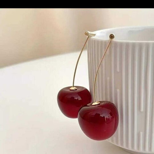 Cherry earrings like new, minimal gold design
