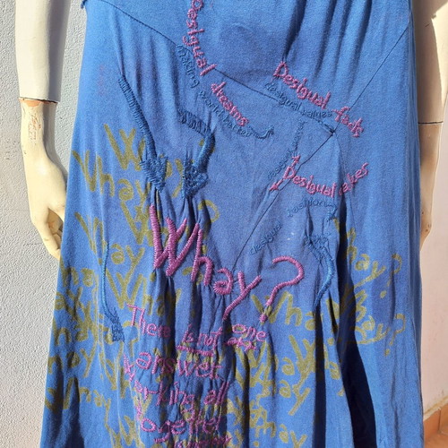 Desigual skirt used in blue colors