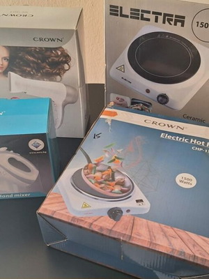Set of new electric appliances: ceramic hot plate, enamel hot plate, Crown hair dryer HDC-1950 R, Crown hand mixer 200W