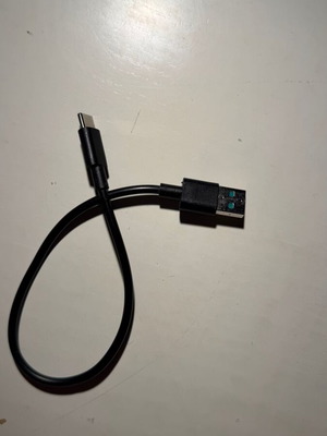 Short USB to USB Type-C charging cable like new, black