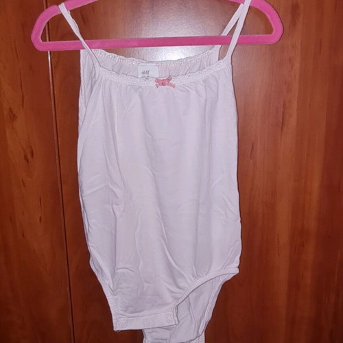 Pack of 4 baby rompers 6-9 months like new