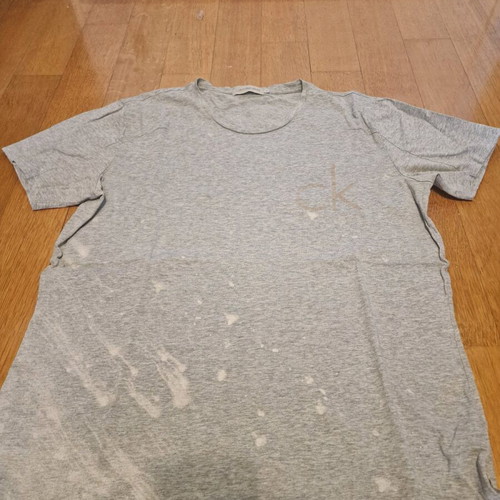 Calvin Klein t shirt like new, genuine, size L