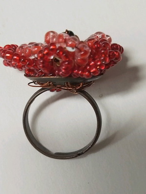 Ring new, red