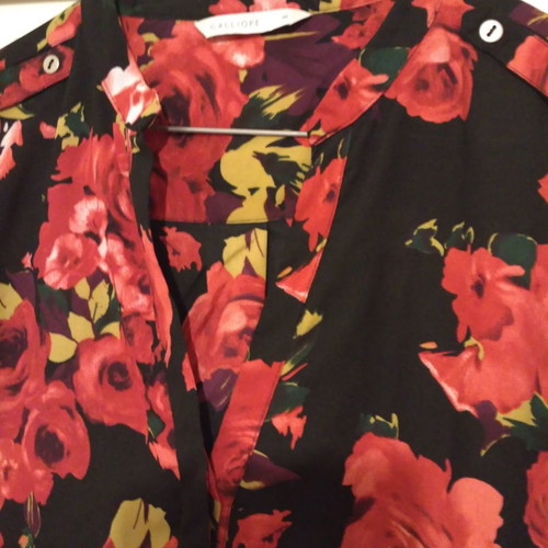 Floral women's shirt used, size M