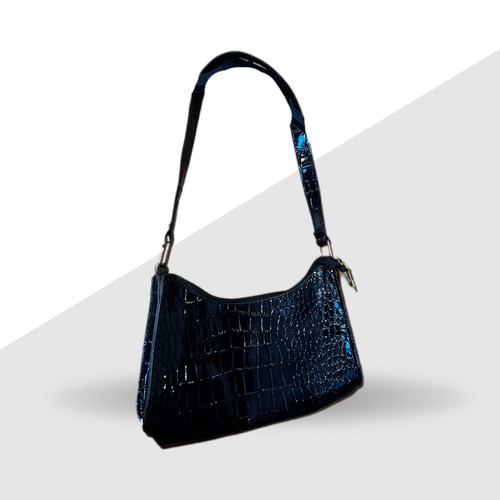 Small shoulder bag croco patent leather like new black