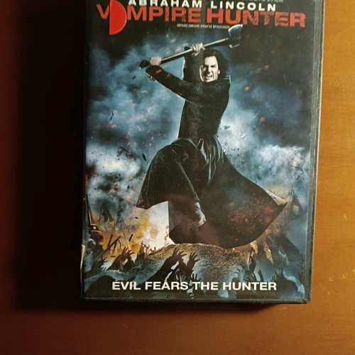 Abraham Lincoln Vampire Hunter DVD used with subtitles