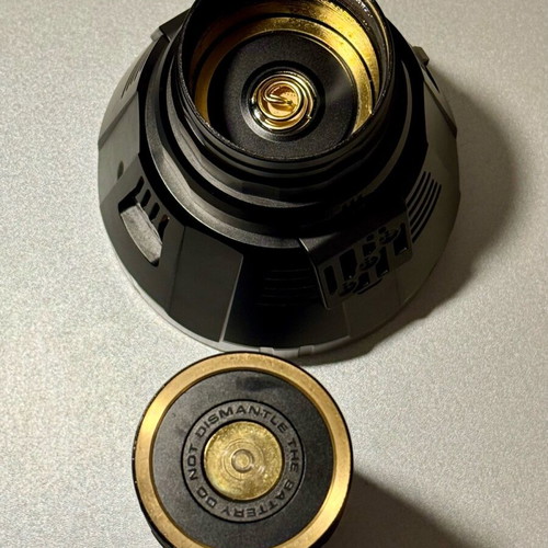 Imalent MS18 flashlight like new 100,000 lumen